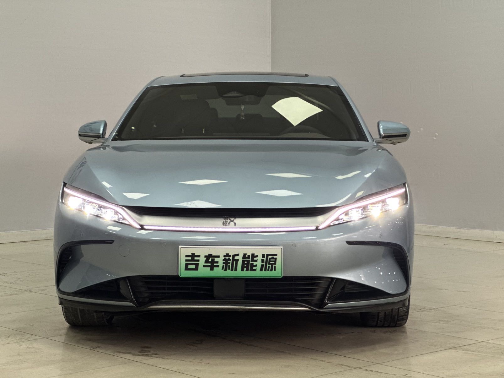 BYD Han 2023 immagine di auto #7