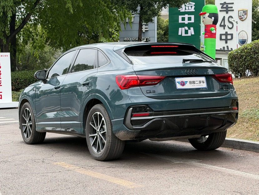 Audi Q3 Sportback 2023 #2 Audi Q3 Sportback 2023 car image #2