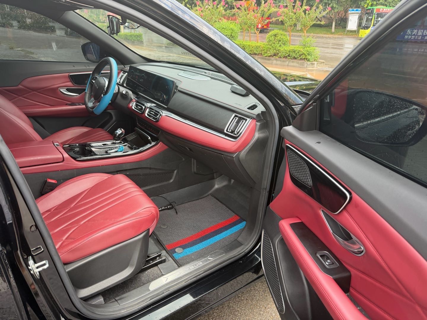 Jetour X70 PLUS 2024 car image #4
