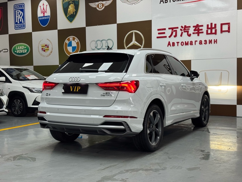 Audi Q3 2022 immagine di auto #6