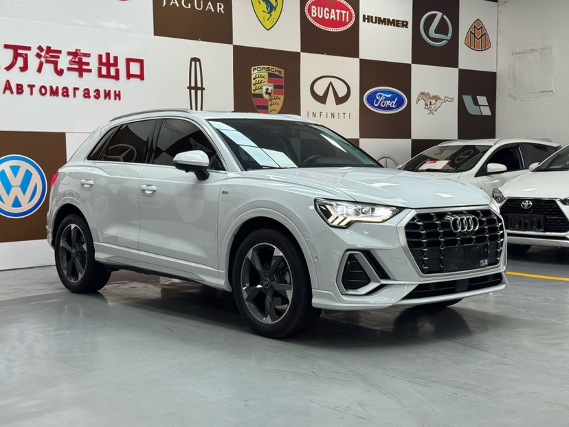 Audi Q3 2022 #3 Audi Q3 2022 car image #3