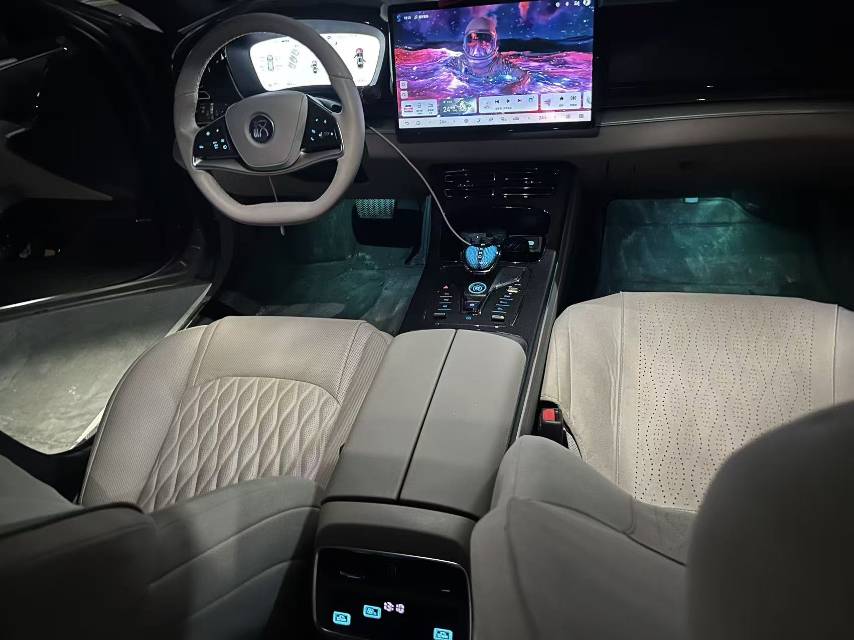 BYD Han 2025 car image #7
