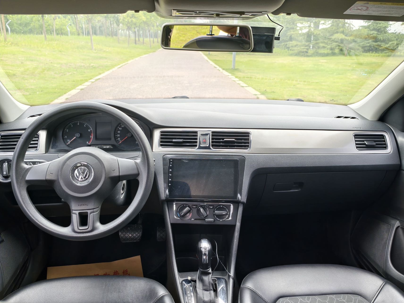 Volkswagen Santana 2016 car image #6