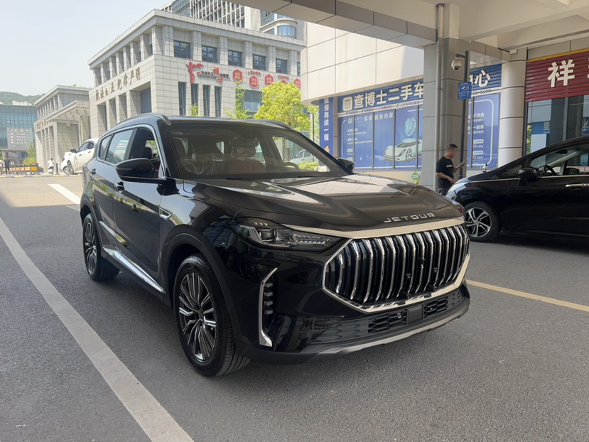 Jetour X70 PLUS 2026 car image #3