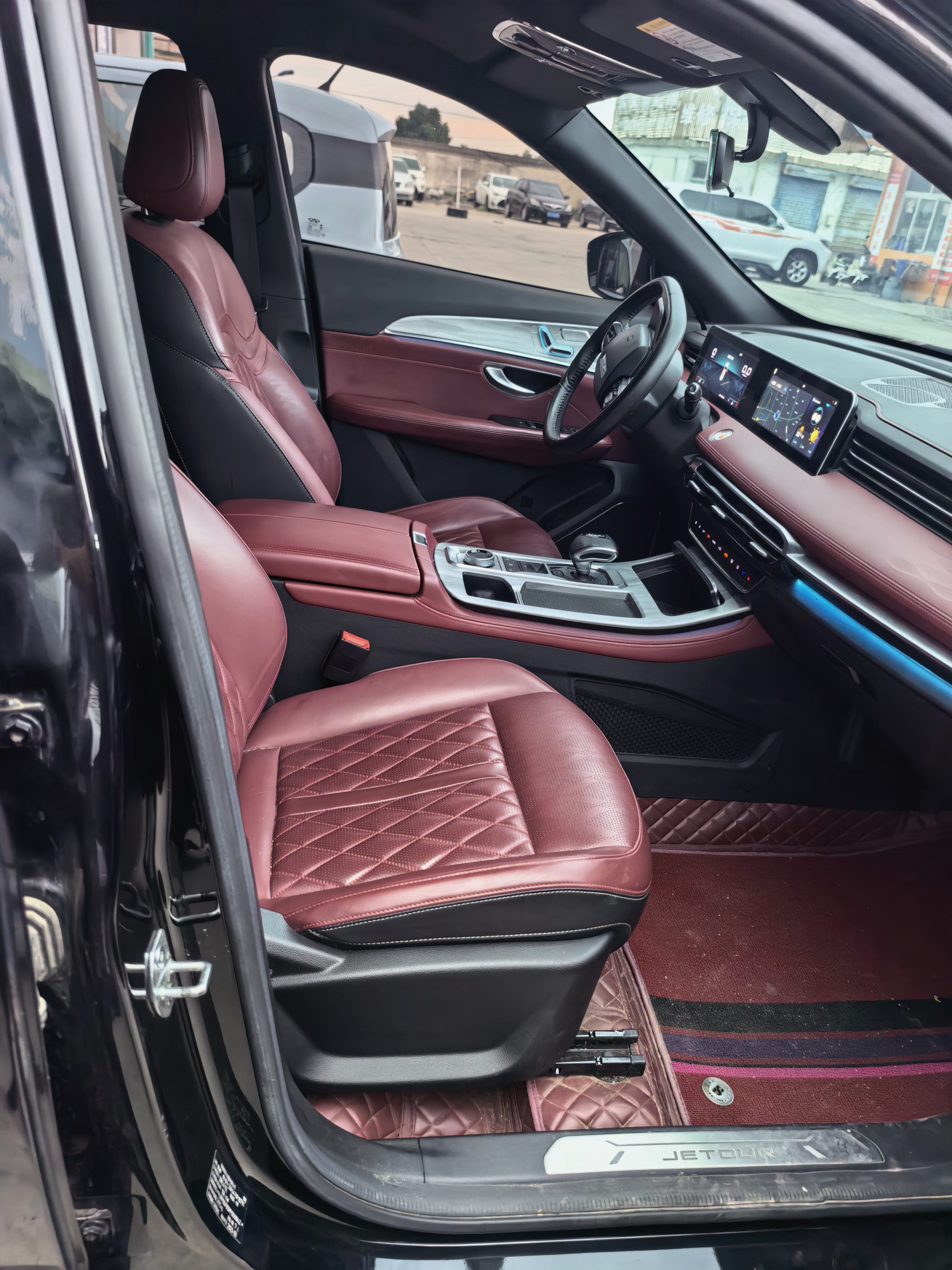 Jetour X70 PLUS 2023 car image #7