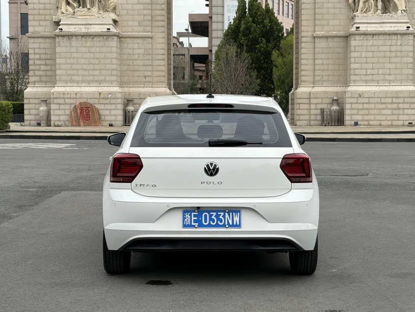 Volkswagen Polo 2021 car image #8
