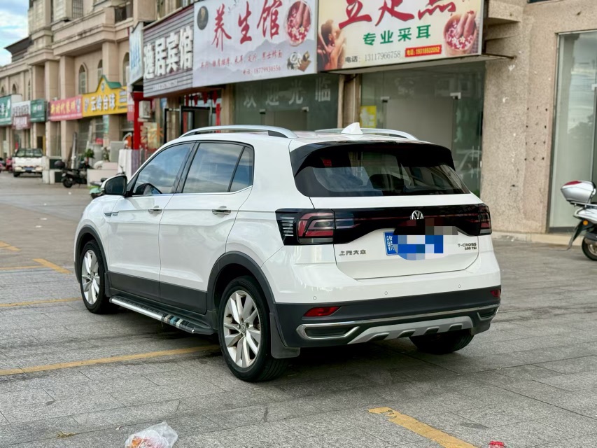 Volkswagen T-Cross 2019 #6 Volkswagen T-Cross 2019 car image #6