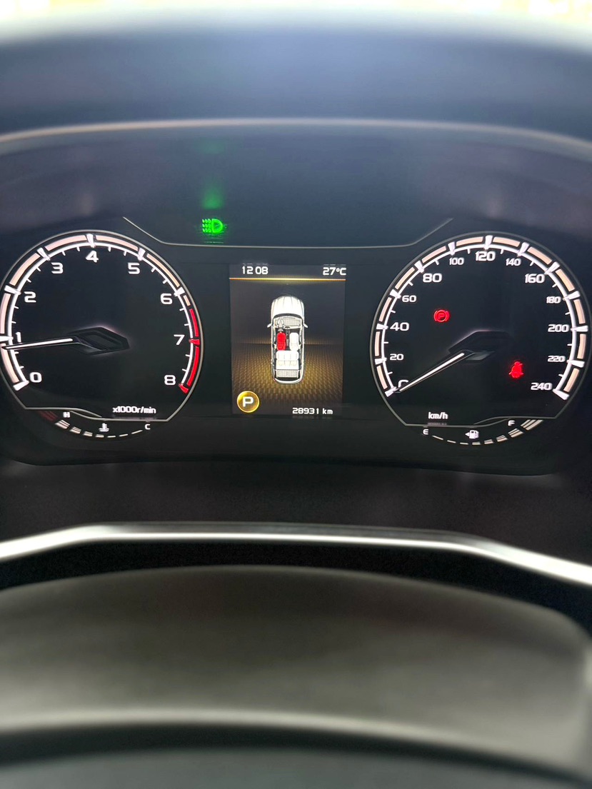 GEELY Coolray 2022 car image #11