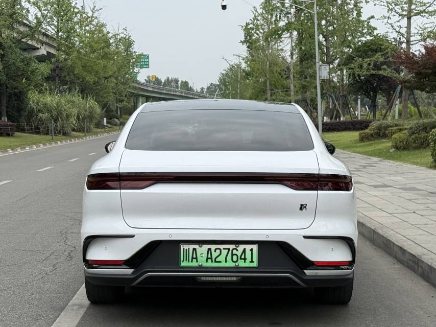 BYD Han 2022 car image #8