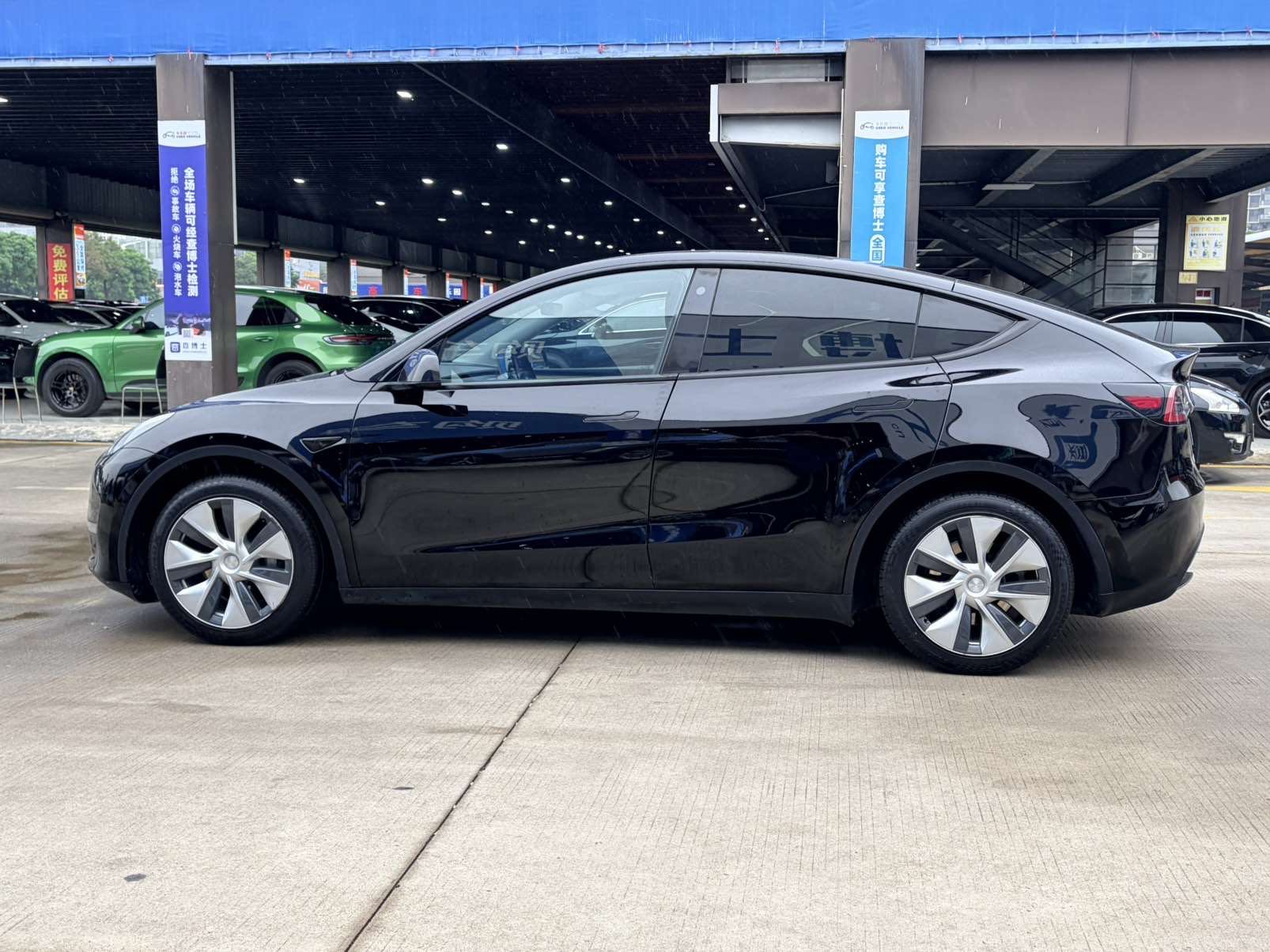 Tesla Model Y 2021 #7 Tesla Model Y 2021 car image #7