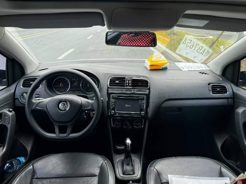Volkswagen Polo 2015 #9 Volkswagen Polo 2015 car image #9