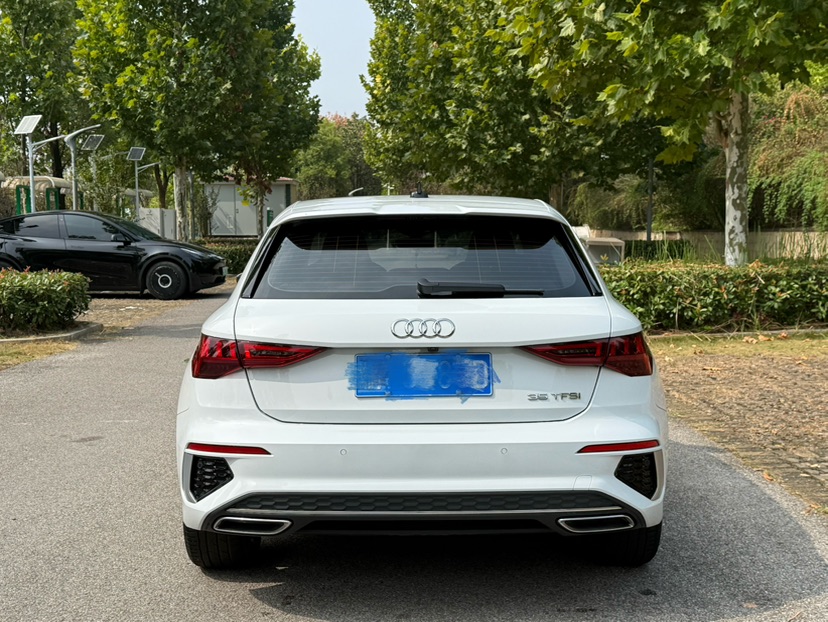 Audi A3 2023 car image #11