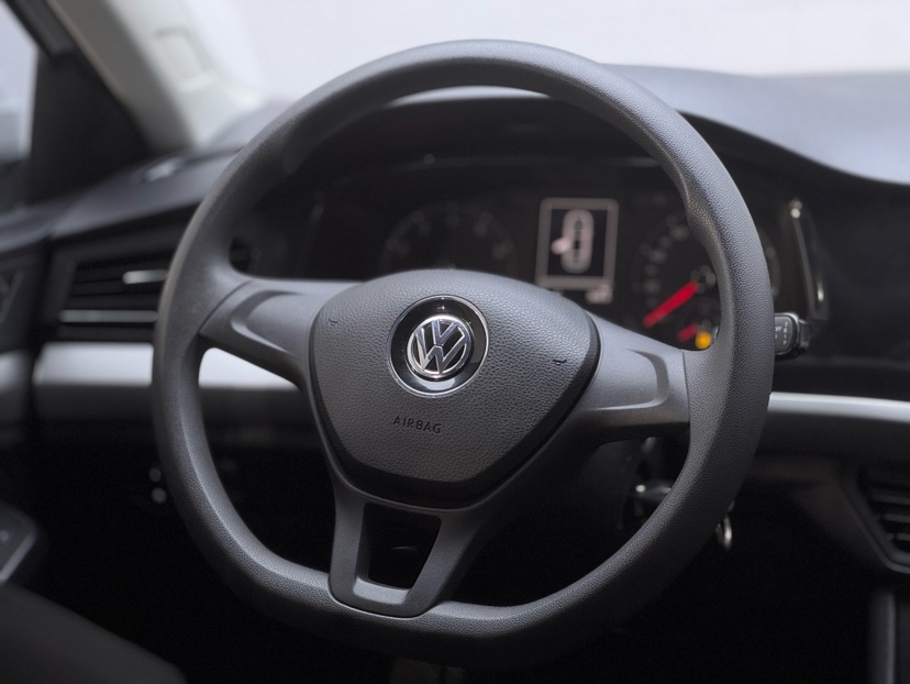 Volkswagen Bora 2019 car image #5