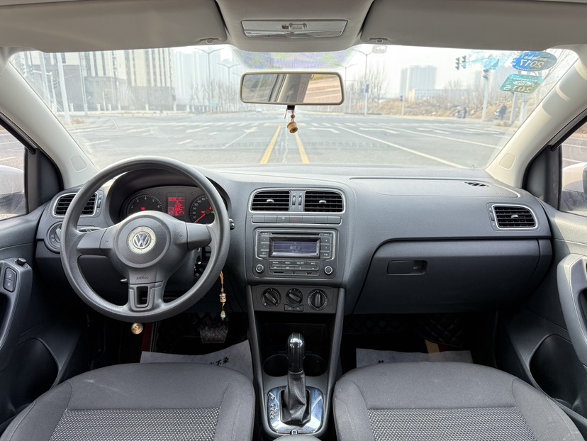 Volkswagen Polo 2013 #3 Volkswagen Polo 2013 car image #3