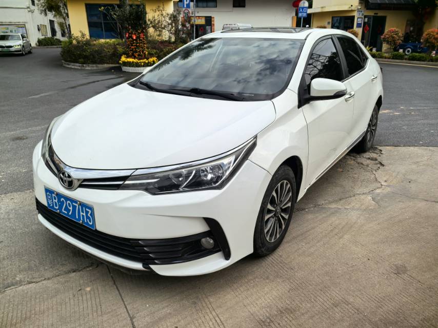 Toyota Corolla 2018 Toyota Corolla 2018 car image