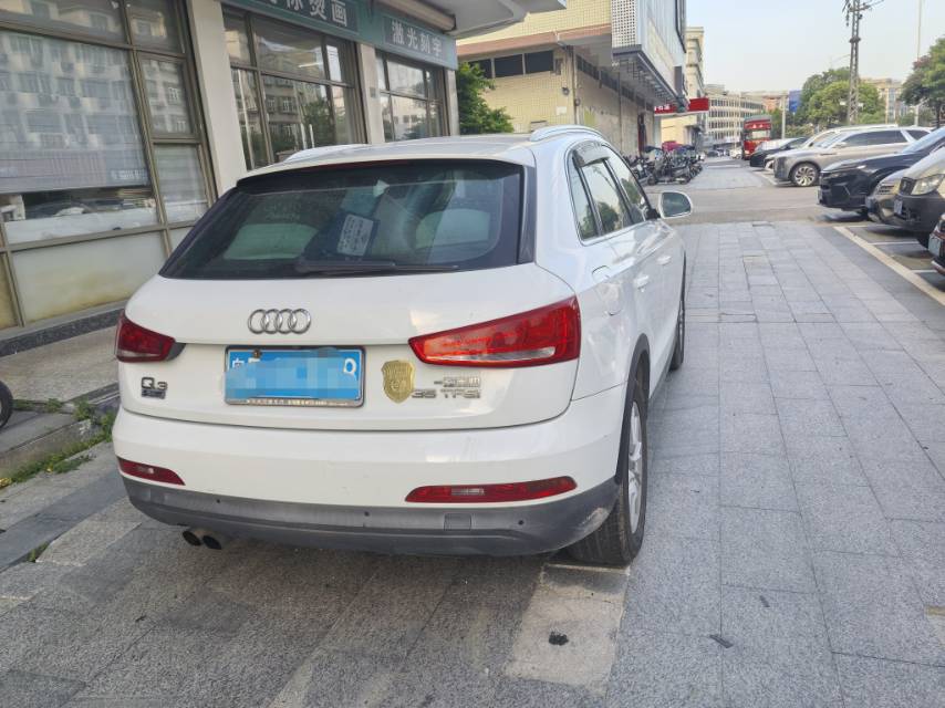 Audi Q3 2015 #9 Audi Q3 2015 car image #9