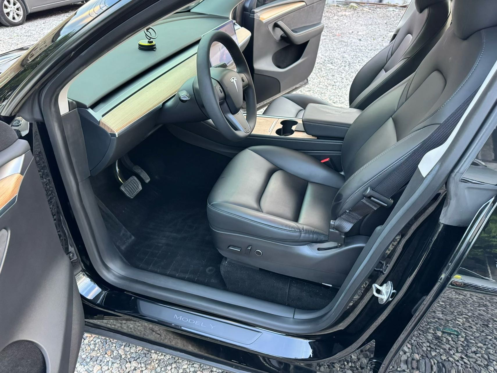 Tesla Model Y 2022 #12 Tesla Model Y 2022 car image #12