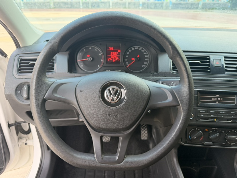 Volkswagen Santana 2021 car image #7