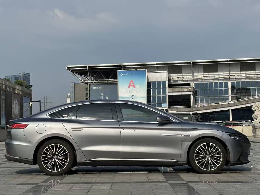 BYD Han 2022 #8 BYD Han 2022 car image #8