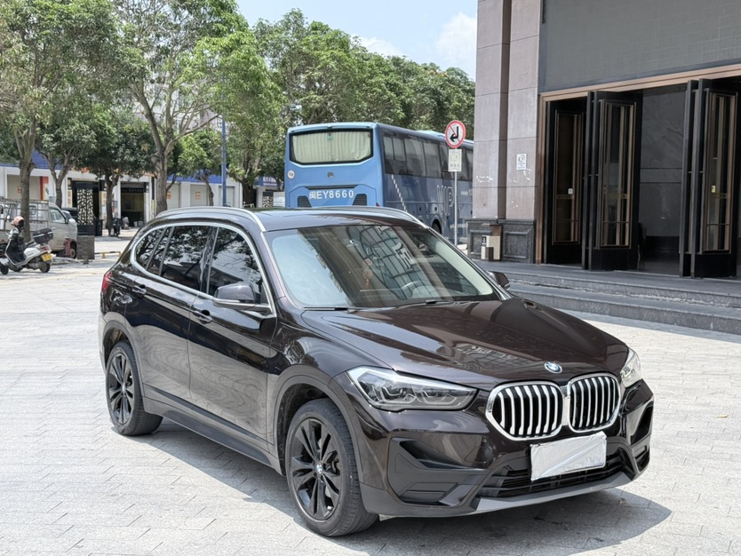 BMW X1 2021 car image #3