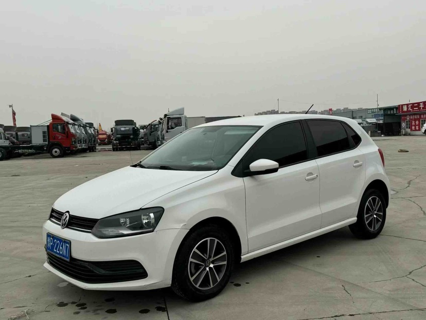 Volkswagen Polo 2016 Volkswagen Polo 2016 car image