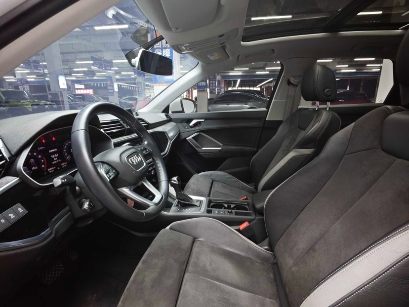 Audi Q3 2020 #4 Audi Q3 2020 car image #4