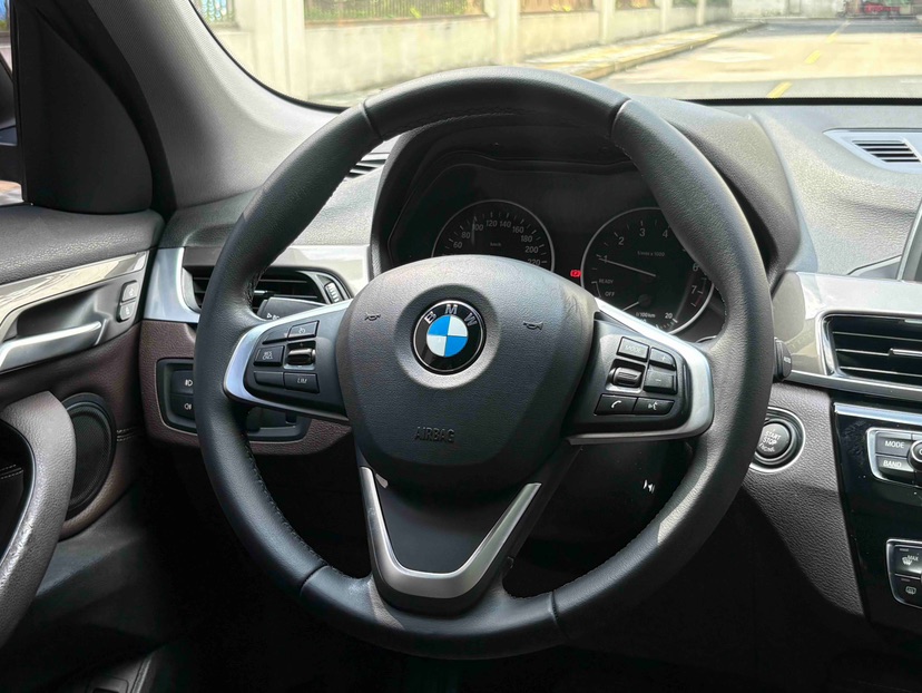 BMW X1 2017 car image #8