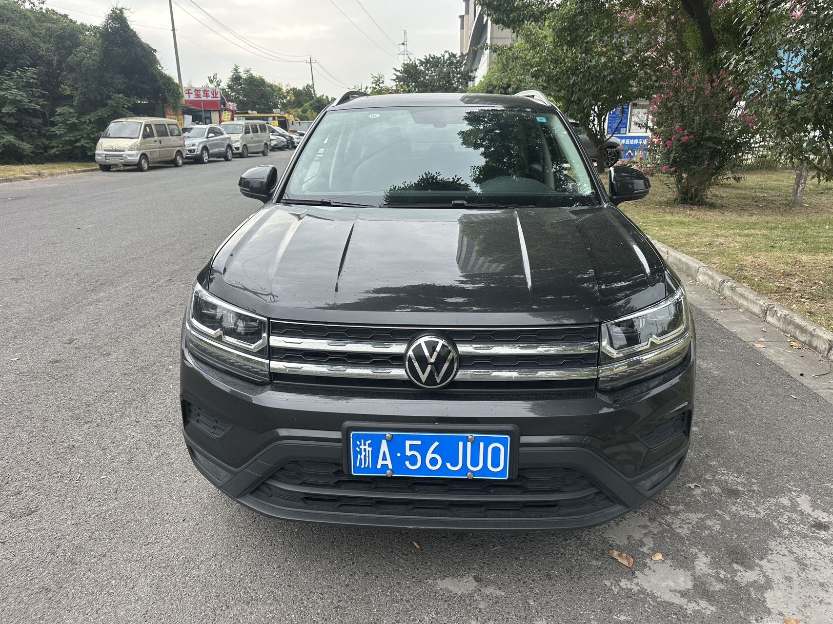 Volkswagen Tharu 2022 car image #2