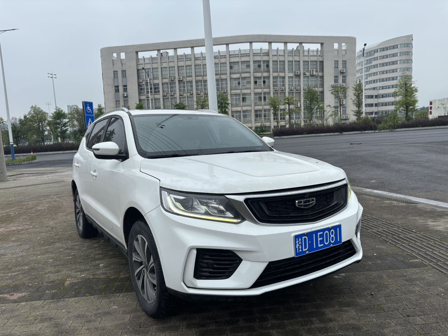 GEELY Vision X6 2020 car image 
