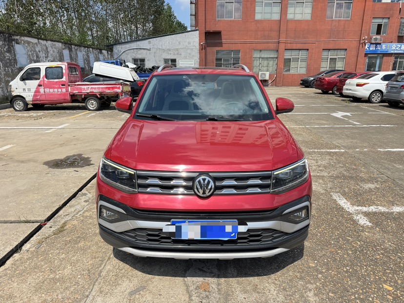 Volkswagen T-Cross 2020 car image #2