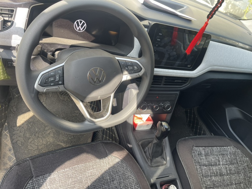 Volkswagen Tharu 2024 car image #5