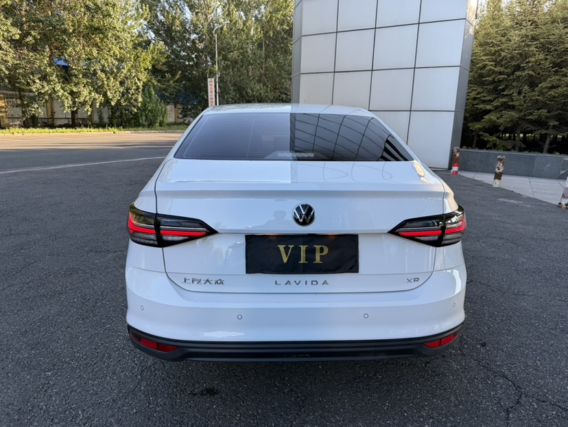 Volkswagen Lavida 2025 car image #4