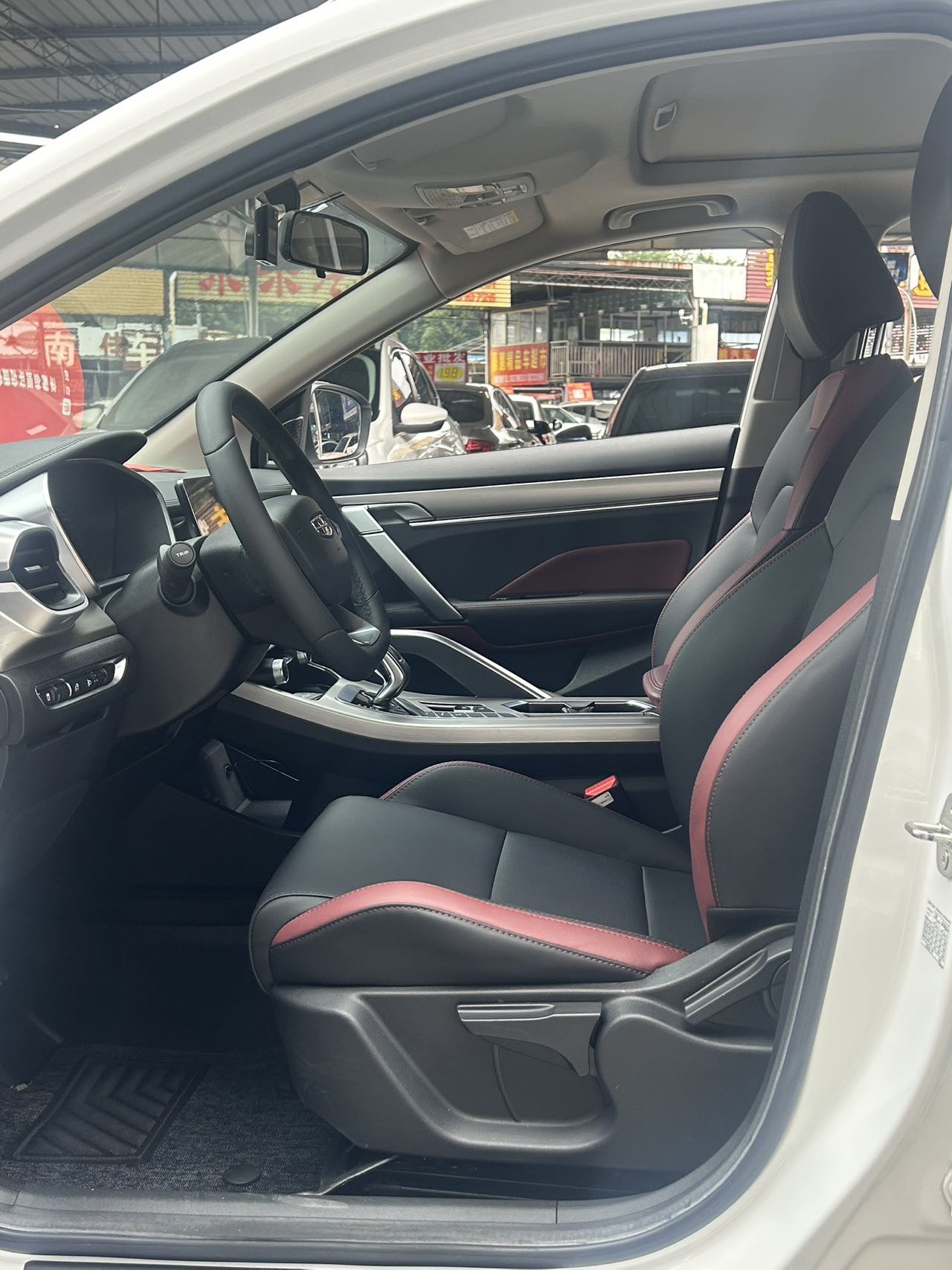GEELY Coolray 2021 #7 GEELY Coolray 2021 car image #7