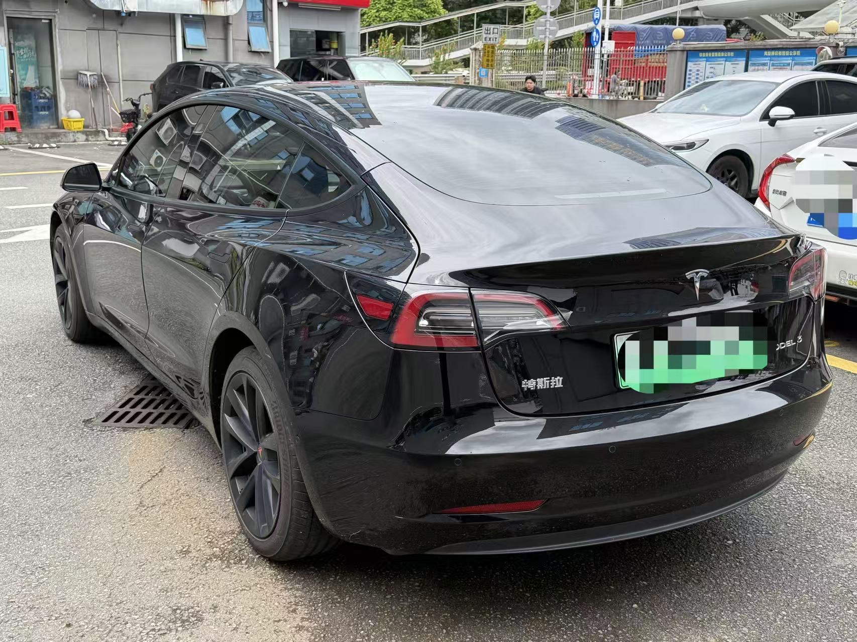 Tesla Model 3 2022 car image #5