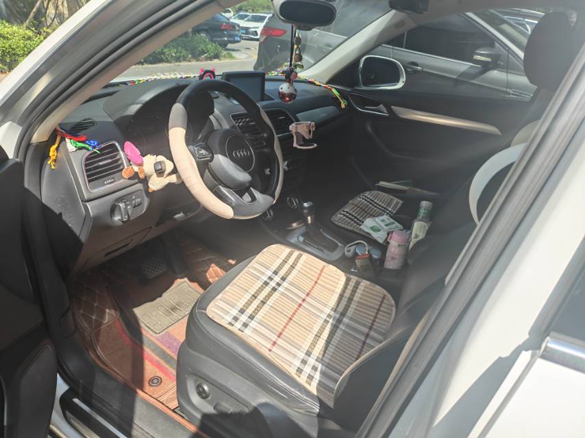 Audi Q3 2015 #4 Audi Q3 2015 car image #4