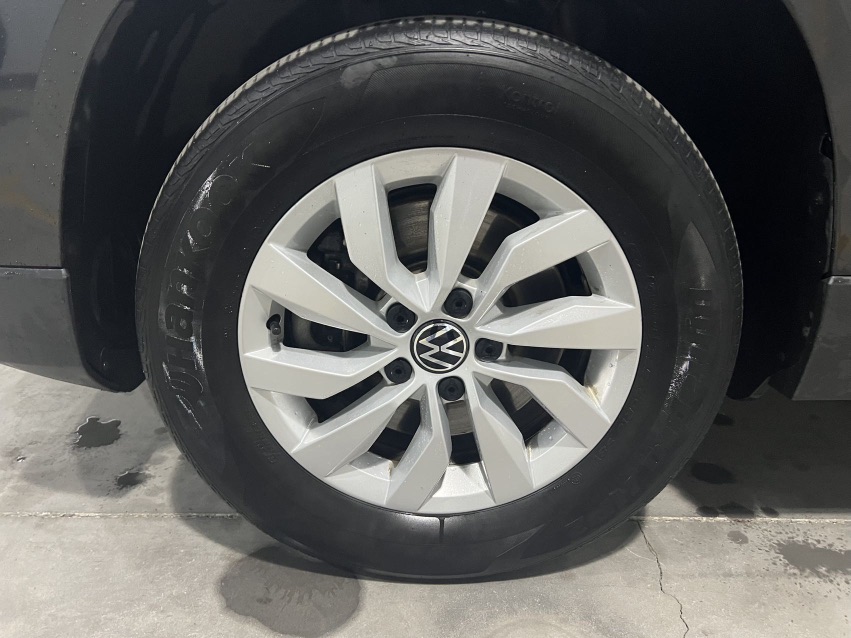 Volkswagen Tharu 2022 car image #17