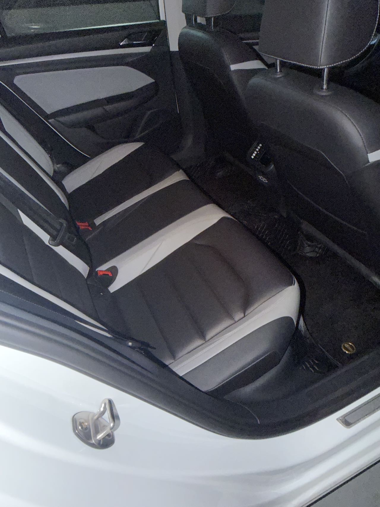 Volkswagen Bora 2023 car image #4