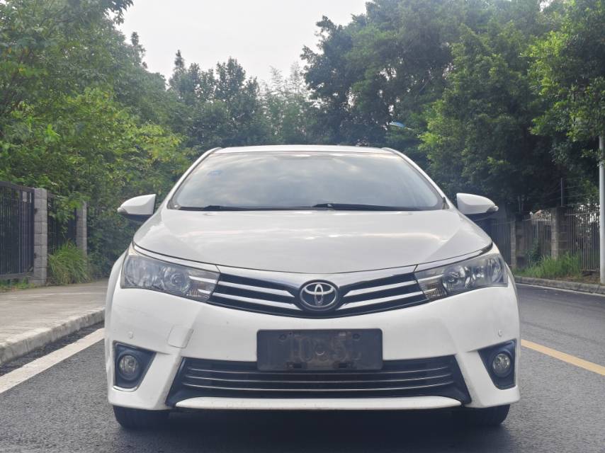 Toyota Corolla 2015 car image #2