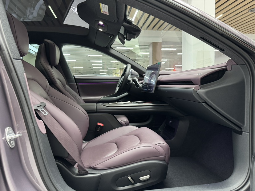 MI SU7 2025 car image #19