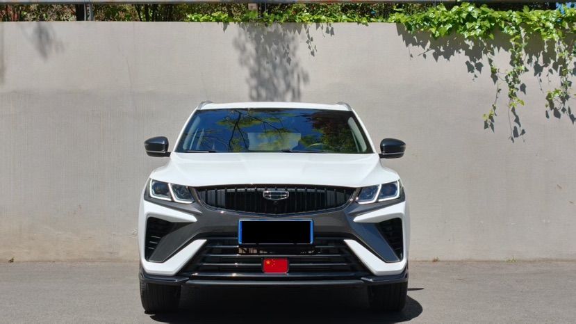 GEELY Coolray 2025 #3 GEELY Coolray 2025 car image #3