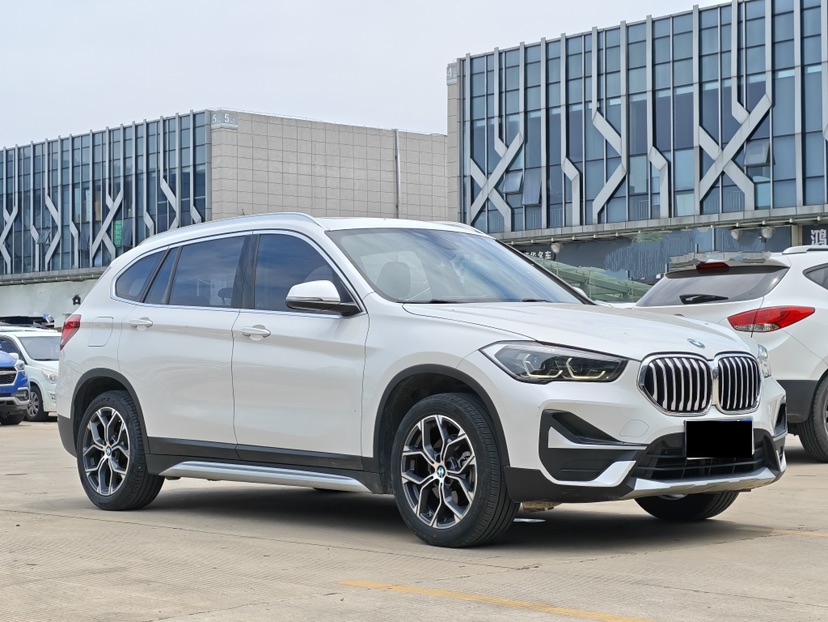 BMW X1 2020 #3 BMW X1 2020 car image #3