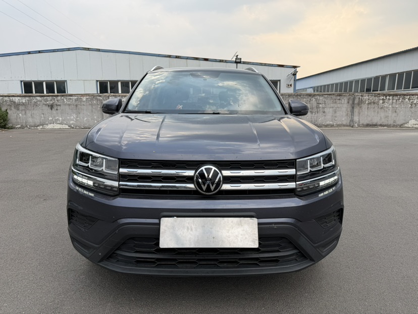 Volkswagen Tharu 2022 car image #2