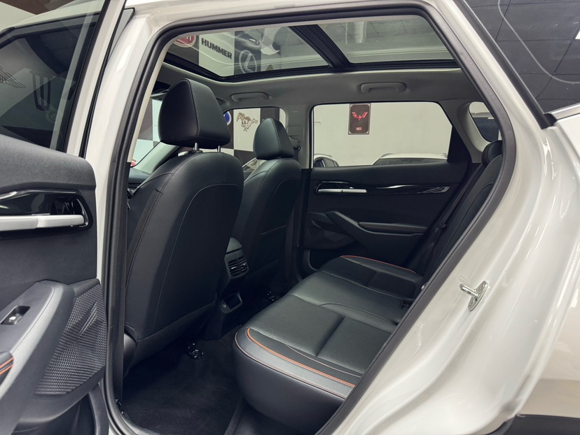 Kia Seltos 2024 car image #8