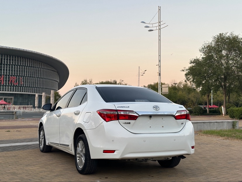 Toyota Corolla 2015 #15 Toyota Corolla 2015 car image #15
