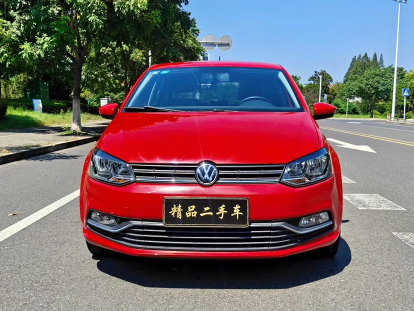 Volkswagen Polo 2016 car image #2