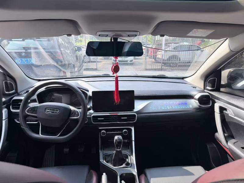 GEELY Coolray 2022 car image #7