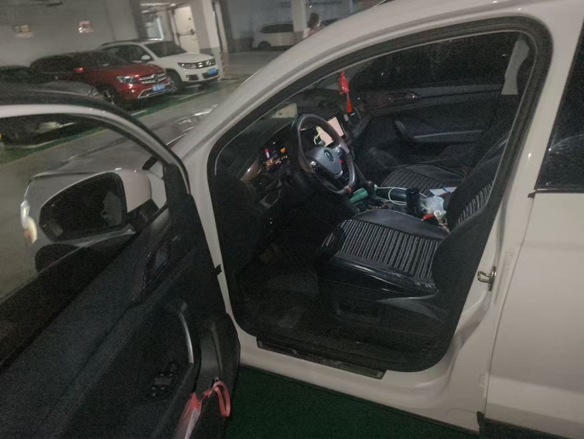 Volkswagen Tharu 2022 car image #6