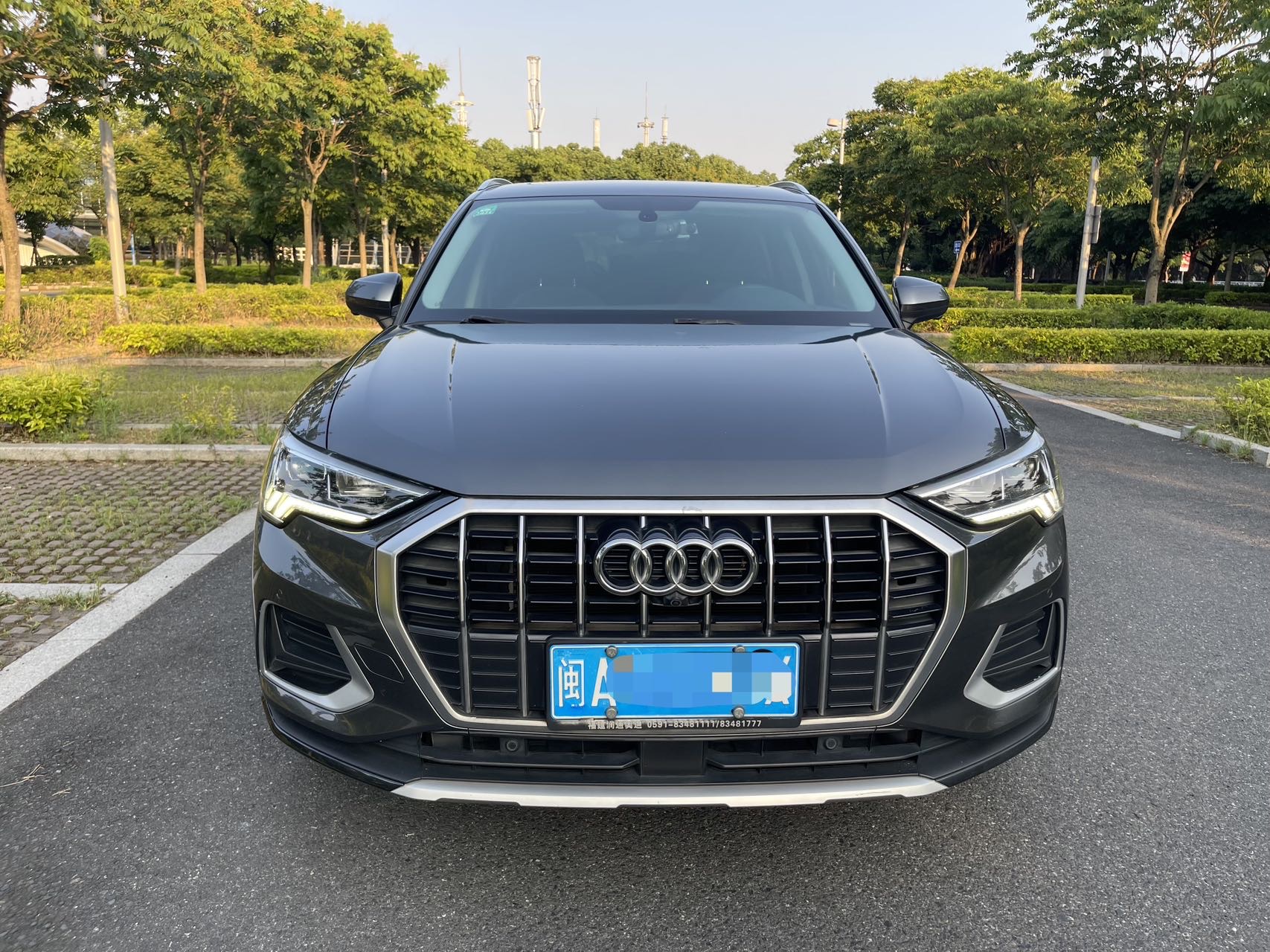 Audi Q3 2019 car image #2