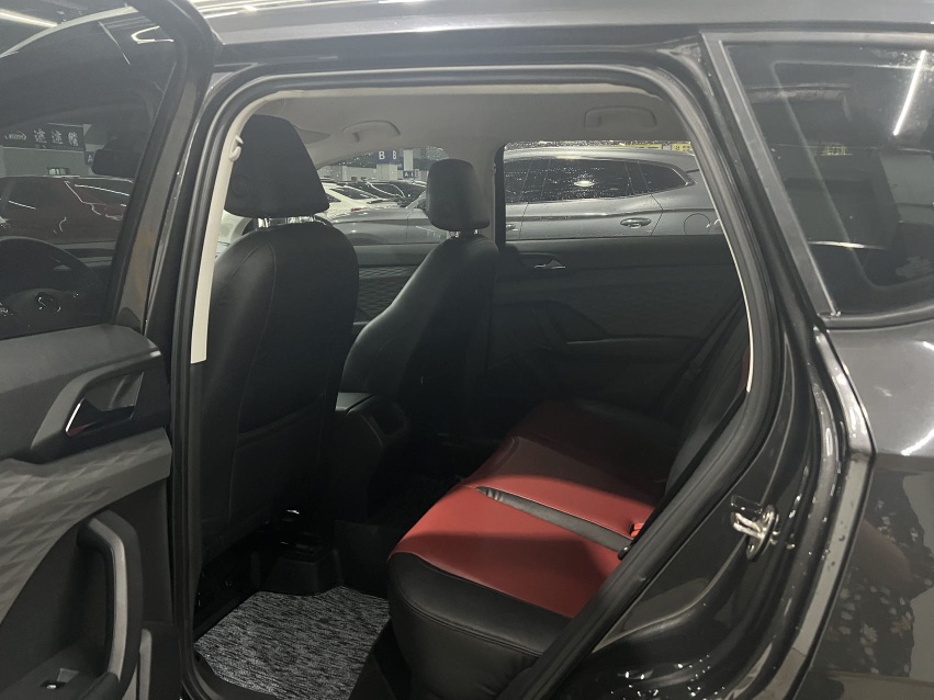 Volkswagen Tharu 2022 car image #8