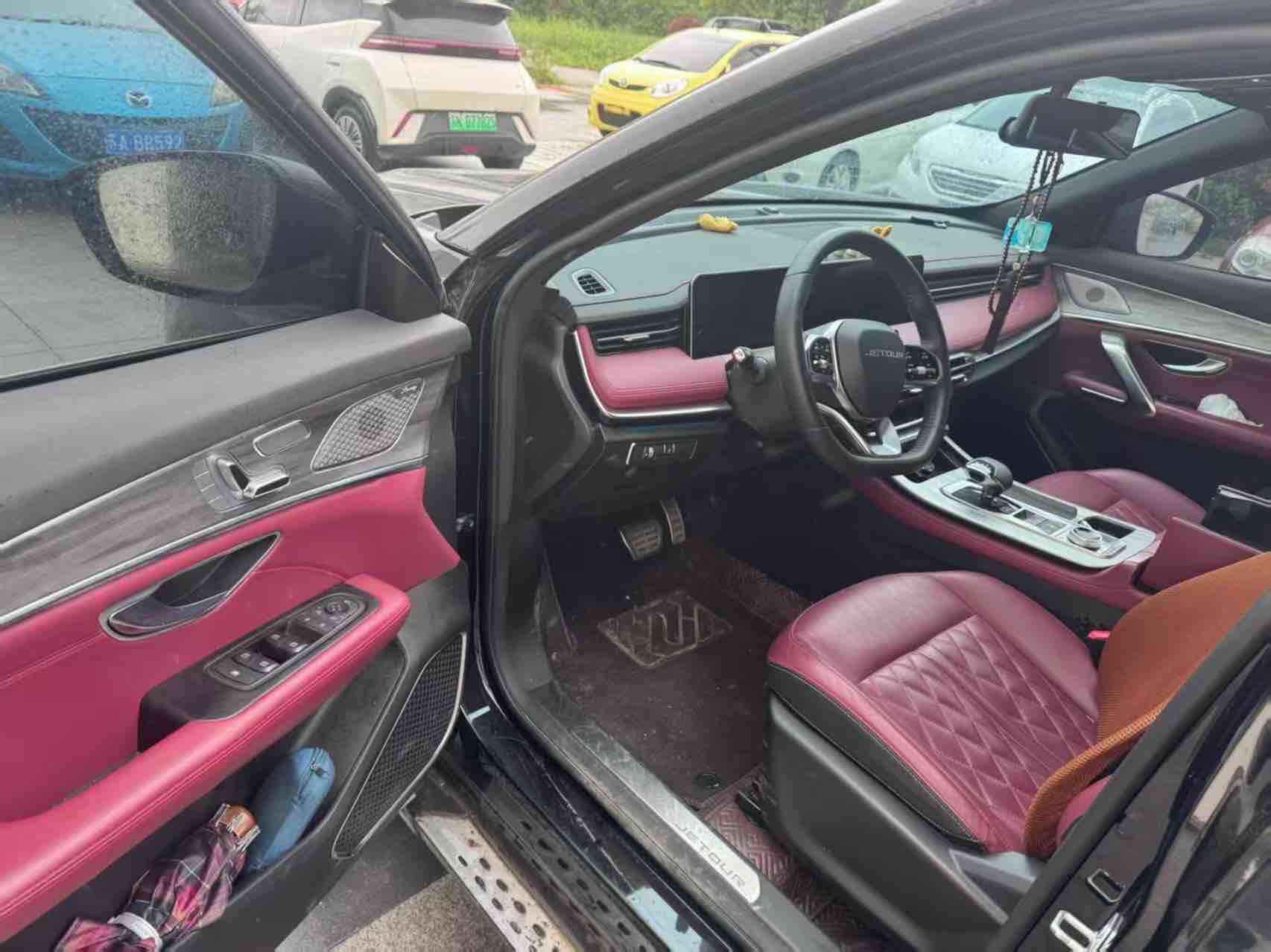 Jetour X70 PLUS 2023 car image #4